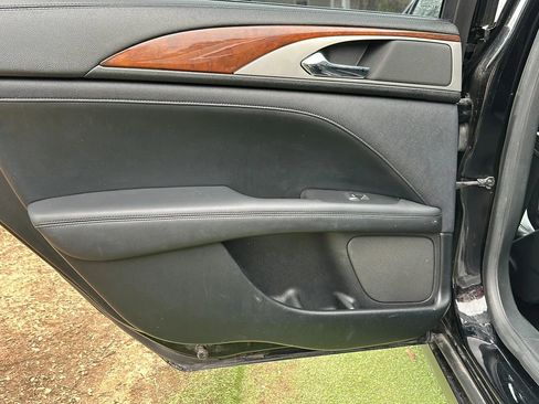 Used 2017 Lincoln MKZ Reserve w/ Climate Package image 18