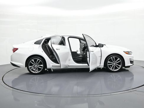 Used 2020 Chevrolet Malibu Premier FWD image 22