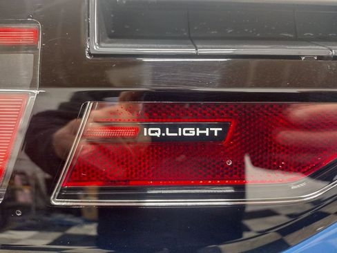 New 2025 Volkswagen ID. Buzz 1st Edition image 15