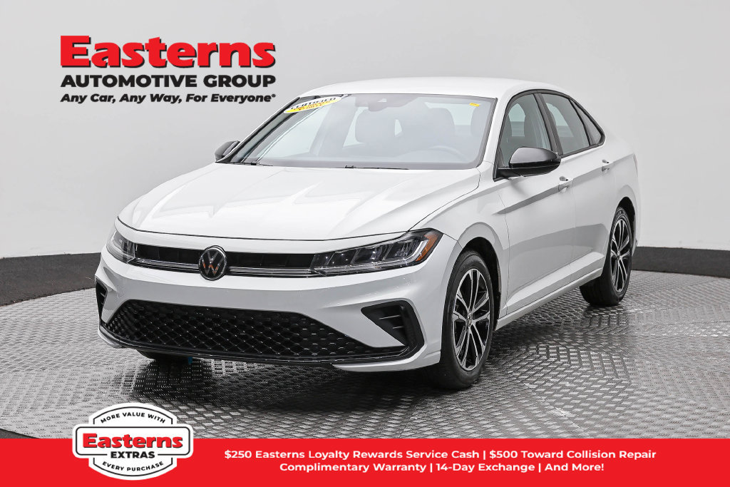 Used 2025 Volkswagen Jetta Sport FWD image 1
