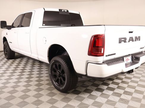 Used 2026 RAM 2500 Laramie AWD/4WD image 23