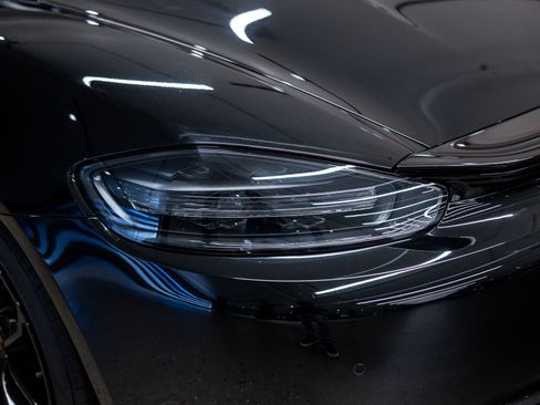 Certified 2024 Porsche 718 Boxster RWD image 24