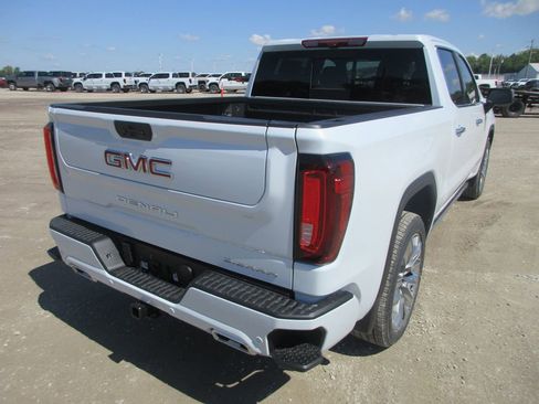 New 2026 GMC Sierra 1500 Denali AWD/4WD image 5