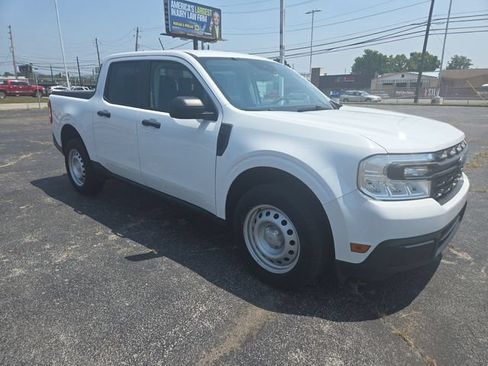 Used 2022 Ford Maverick XL FWD image 2