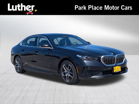 Used 2024 BMW i5 eDrive40i w/ Premium Package RWD image 1