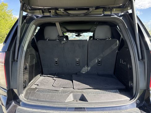 Used 2022 Chevrolet Tahoe RST w/ Luxury Package AWD/4WD image 25