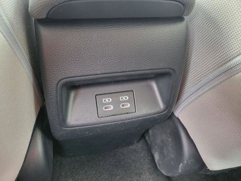 Used 2023 Toyota Corolla LE FWD image 23