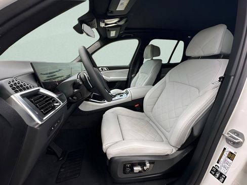 New 2026 BMW X5 xDrive40i AWD/4WD image 12