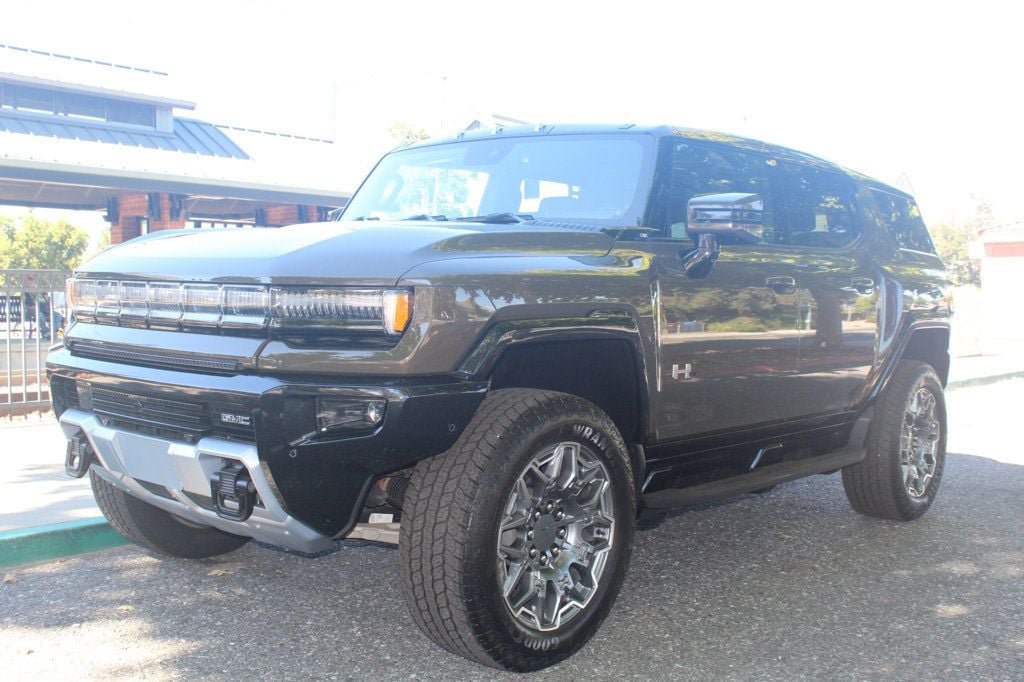 Used 2025 GMC Hummer EV 3X AWD/4WD image 13
