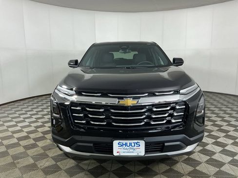 New 2027 Chevrolet Equinox LT AWD/4WD image 2