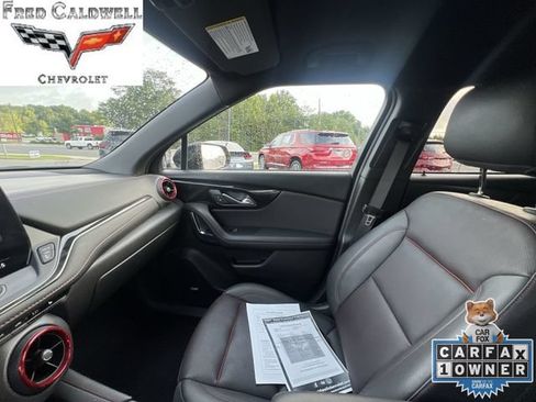 Used 2025 Chevrolet Blazer RS FWD image 11