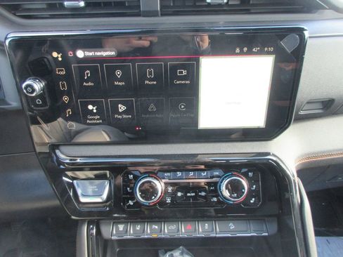 New 2026 GMC Sierra 3500 AT4 w/ AT4 Premium Plus Package AWD/4WD image 19