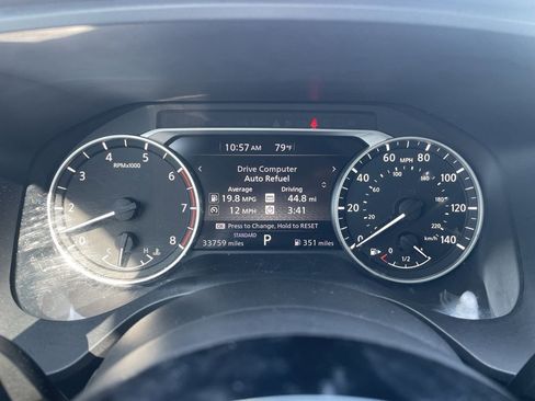 Certified 2022 Nissan Rogue SV image 10