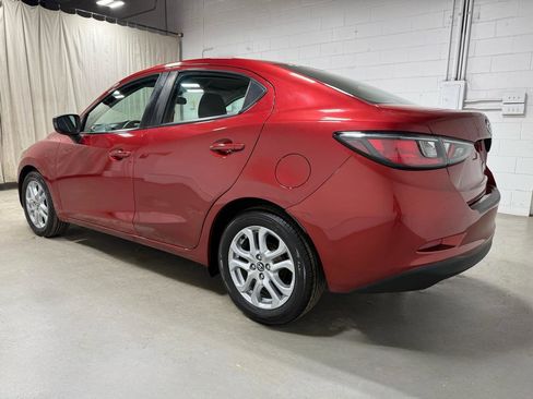 Used 2017 Toyota Yaris iA FWD image 5