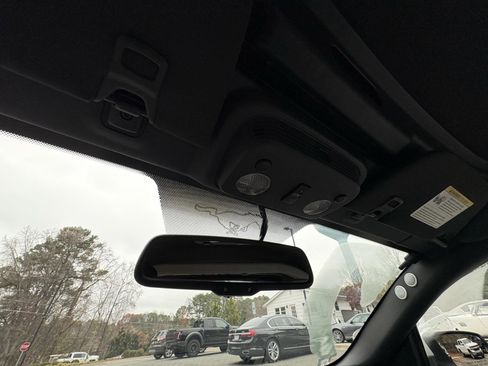 Used 2010 Ford Mustang Shelby GT500 image 31