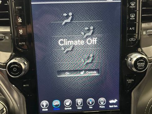 Used 2020 RAM 1500 Limited image 27