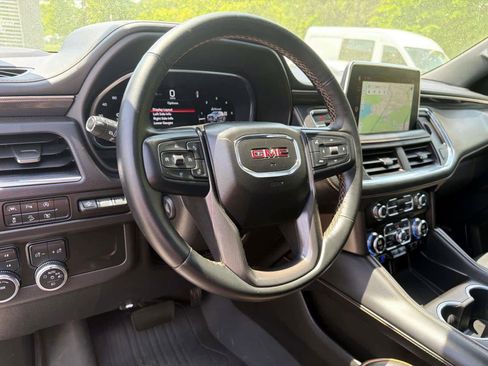 Used 2023 GMC Yukon AT4 w/ AT4 Premium Package AWD/4WD image 21