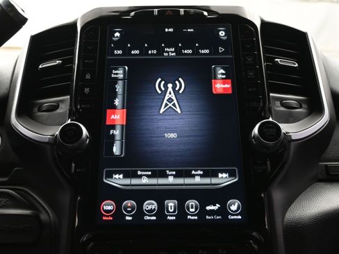Used 2020 RAM 2500 Big Horn w/ Level 2 Equipment Group AWD/4WD image 29