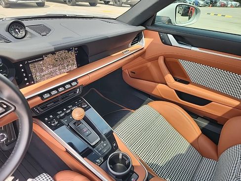 Used 2024 Porsche 911 Carrera S RWD image 5