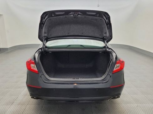 Used 2018 Honda Accord Touring image 29