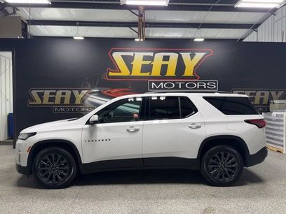 Used 2023 Chevrolet Traverse RS