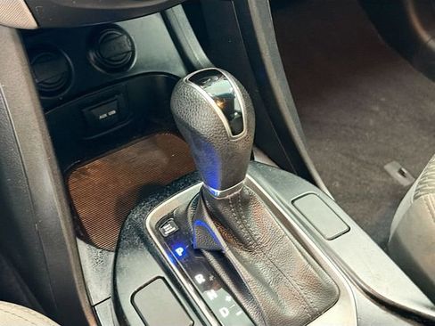 Used 2016 Hyundai Santa Fe Sport image 19