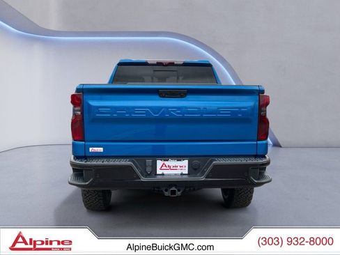 Used 2022 Chevrolet Silverado 1500 ZR2 w/ Technology Package AWD/4WD image 4
