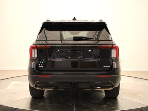 Used 2025 Ford Explorer ST-Line w/ Premium Package image 4