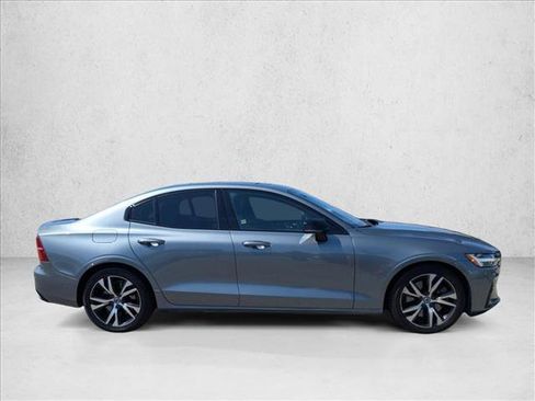 Used 2019 Volvo S60 T6 R-Design AWD/4WD image 4