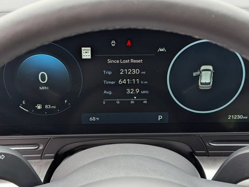 Certified 2025 Hyundai Kona Limited FWD image 21