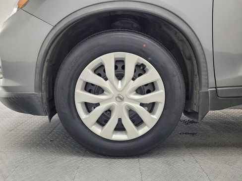 Used 2018 Nissan Rogue S FWD image 31