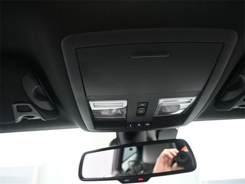 Used 2022 Dodge Challenger SRT Hellcat image 12