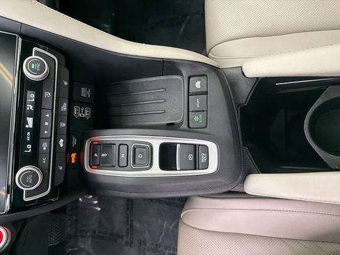 Used 2021 Honda Insight Touring image 31