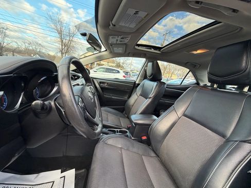 Used 2015 Toyota Corolla S image 9