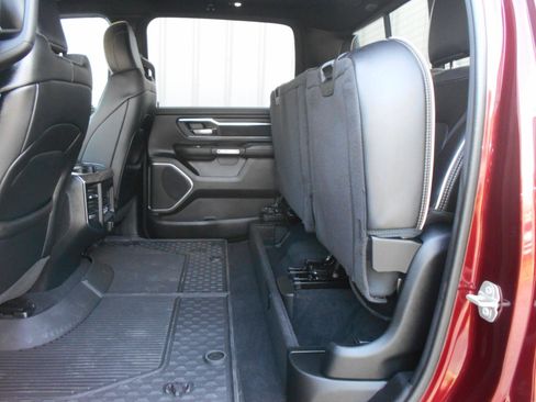 Used 2025 RAM 1500 Laramie w/ Sport Appearance Package AWD/4WD image 14