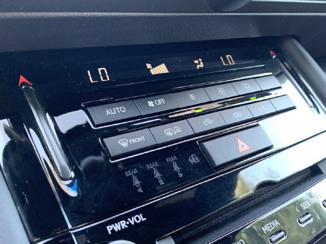 Used 2025 Lexus IS 300 RWD image 30