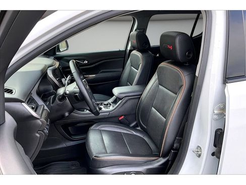 Used 2023 GMC Acadia AT4 w/ Technology Package AWD/4WD image 34