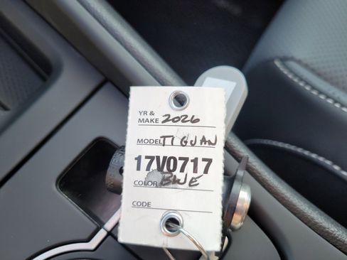 New 2026 Volkswagen Tiguan SE AWD/4WD image 33