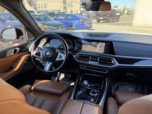 Used 2020 BMW X7 M50i w/ Executive Package AWD/4WD image 20