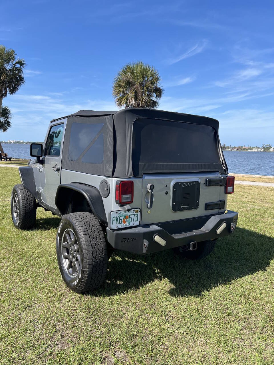Used 2015 Jeep Wrangler Sport w/ Quick Order Package 24S AWD/4WD image 3