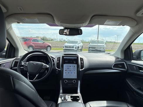 Used 2024 Ford Edge SEL image 25