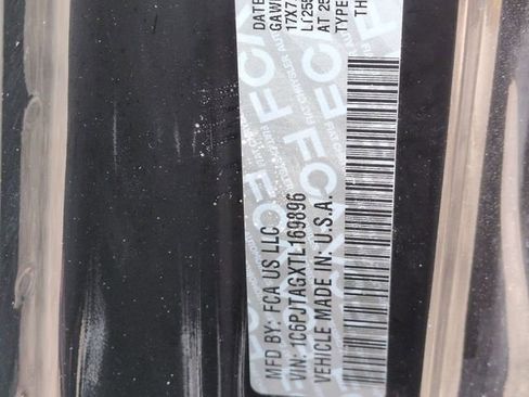 New 2026 Jeep Gladiator Willys image 33