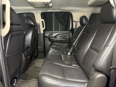 Used 2012 GMC Yukon XL Denali AWD/4WD image 23