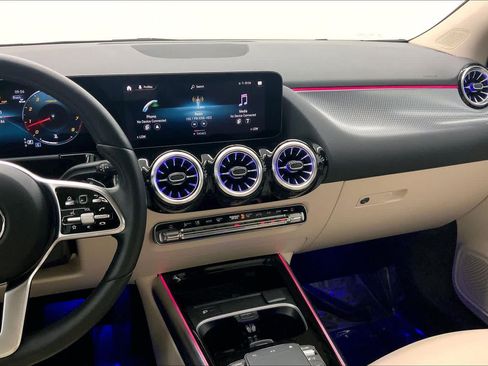 Certified 2023 Mercedes-Benz GLA 250 image 25