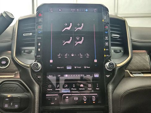 New 2026 RAM 2500 Limited AWD/4WD image 27