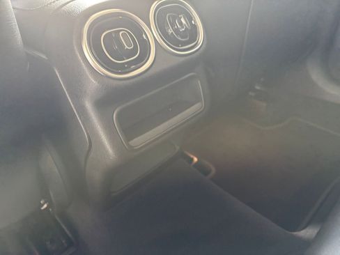 Used 2023 Mercedes-Benz GLC 300 GLC 300 image 24