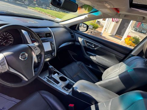 Used 2015 Nissan Altima 3.5 SL image 4