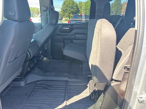Used 2024 GMC Sierra 1500 Pro w/ Graphite Edition AWD/4WD image 18