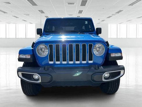 Used 2021 Jeep Wrangler Unlimited Sahara image 2