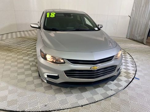 Used 2018 Chevrolet Malibu RS w/ Driver Confidence Package FWD image 1